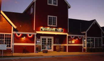 Woodstone Marketplace food