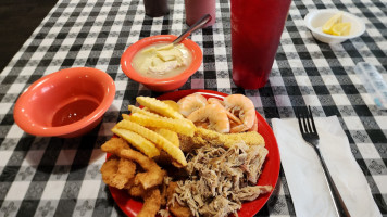 Brooksie's Barn food