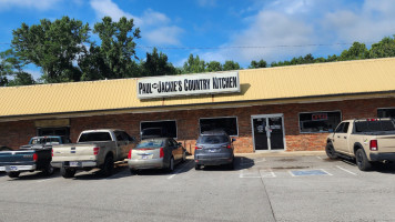 Paul Jackie's Country Kitchen food