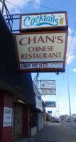 Chan's Chinese outside