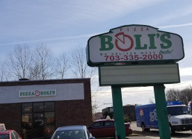 Pizza Boli's outside