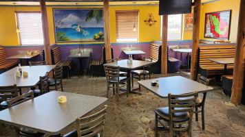 Mateos Mexican Grill food