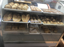 Delicias Latinas Bakery food