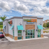 Tropical Smoothie Cafe outside