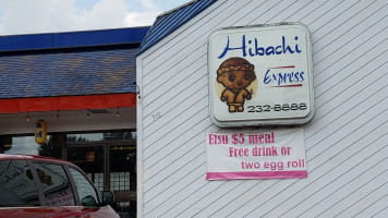 Hibachi Express outside