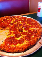 Garibaldi's Pizza food