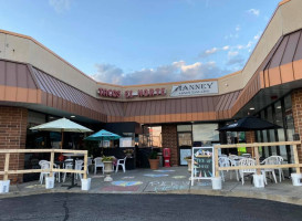 Tacos El Norte In Round Lake Beach outside