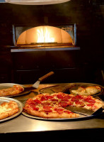 Sami's Brick Oven Pizzeria food