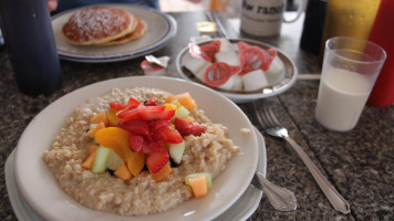 Bethany's Airport Diner food