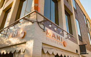 Mani Osteria food