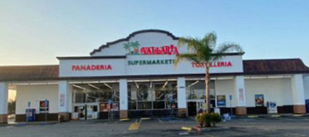 Vallarta Supermarkets In Baldw outside