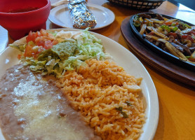 Tres Amigos Mexican food