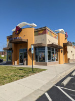 Taco Bell In W outside