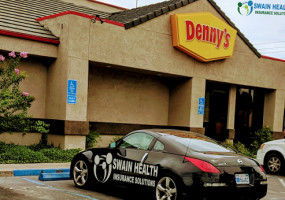 Denny's outside