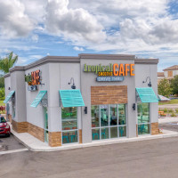 Tropical Smoothie Cafe outside