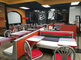 Taco Bell inside