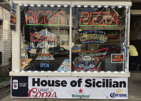 Ricci's Pizzeria food