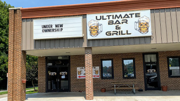 Ultimate Grill outside