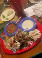 Pelanchos Mexican Grill food