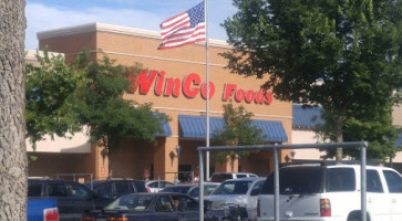 Winco Foods outside