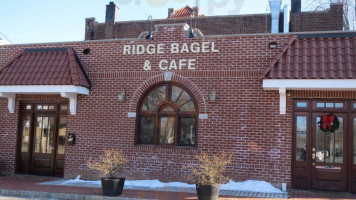 Ridge Bagel Cafe outside