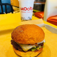 Mooyah Burgers, Fries Shakes food