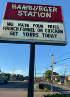 Hamburger Station outside