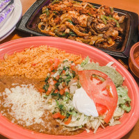 El Azteca Norfolk food