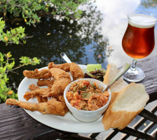 Cajun Cafe On The Bayou food