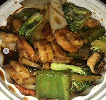 Golden Wok Inn food