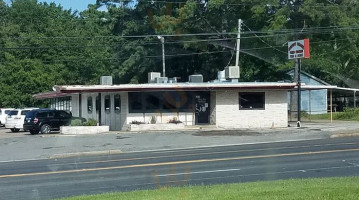 Johnny's Ozark Fried Chicken outside