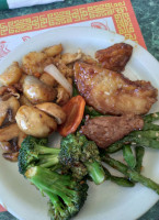 Evergreen Chinese Buffet food