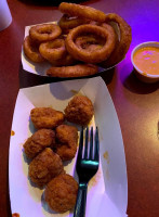 Eli's Sports Grill food