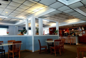 Poquoson Diner inside