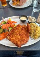 Upstream Brewing Company food