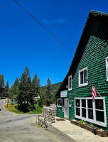 Reilly's Saloon Café outside