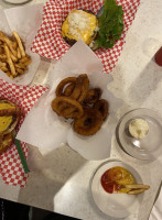 Snuffy's Malt Shop food