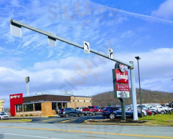 Wendy's outside