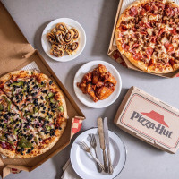 Pizza Hut food