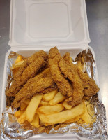 Hooks Catfish Kitchen food