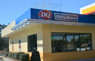 Dairy Queen outside