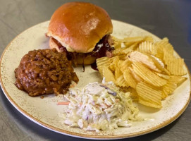 13th Street Market food