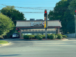 Wendy's outside