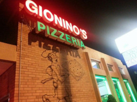 Gionino's Pizzeria inside