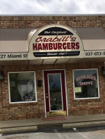 Crabill's Hamburger Shoppe outside