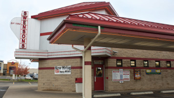 Swensons Drive-in food