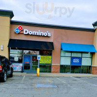 Domino's Pizza outside