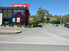 Wendy's Phone Number, Reservations, Reviews outside