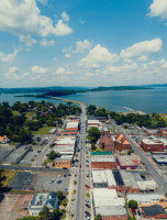 Moe's Original Bbq Guntersville outside