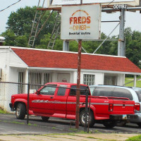 Fred's Diner outside